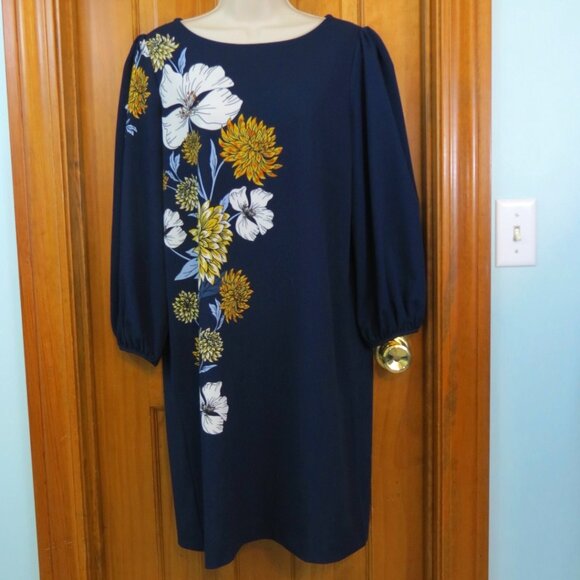 Ann Taylor Factory Navy Floral Shift Dress Long Sleeve Knit Stretch Size Medium - Picture 1 of 8